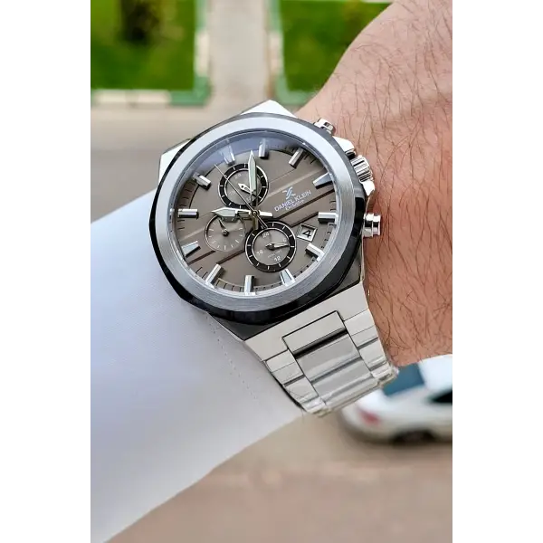 Kadranı Kahverengi Kordonu Gümüş Renk 44 Mm İç Göstergeleri Aktif Erkek Kol Saati