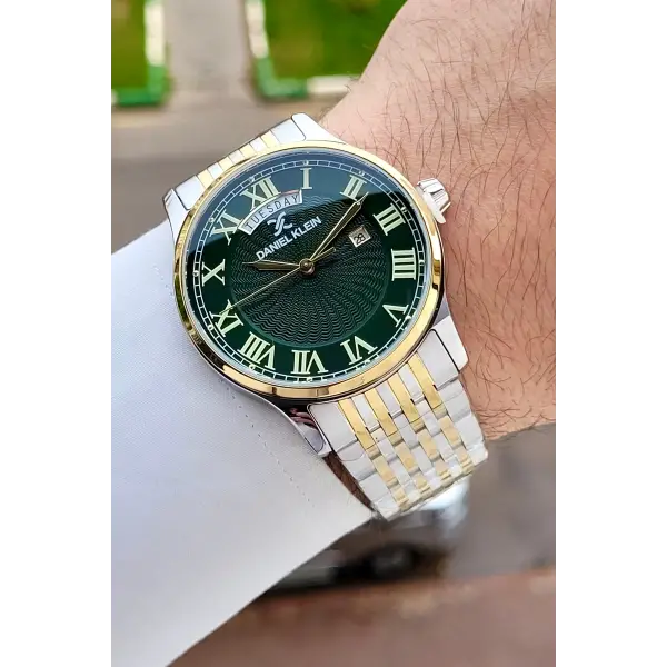 Kadranı Yeşil Kordonu Gold Beyaz Renk Takvim ve Gün Fonksiyonlu Hediye Paketli Erkek Kol Saati