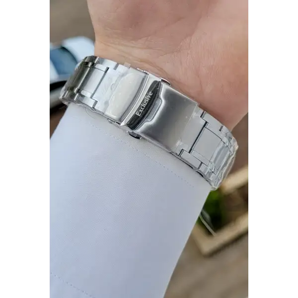 Kadranı Siyah Kordonu Gümüş Renk 44 Mm Hediye Paketli İç Göstergeleri Aktif Erkek Kol Saati