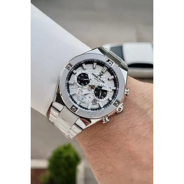 Gümüş Renk 46,5 Mm Hediye Paketli Erkek Kol Saati
