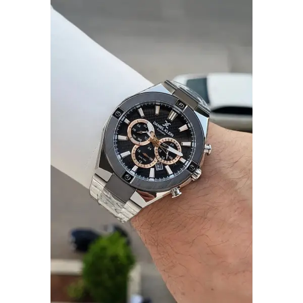 Siyah Gümüş Renk 46,5 Mm Hediye Paketli Erkek Kol Saati