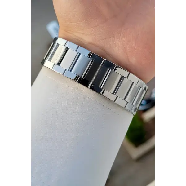 Kadranı Lacivert Kordonu Gümüş Renk Takvimli Hediye Paketli Erkek Kol Saati