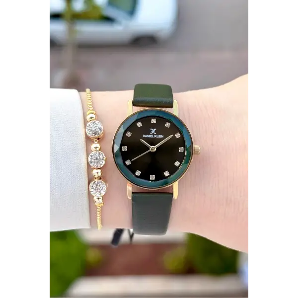Kasası Gold Kordonu Yeşil Renk 28 Mm Hediye Paketli Kadın Kol Saati