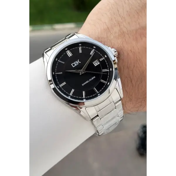 Kadranı Siyah Kordonu Gümüş Renk 42,5 Mm Hediye Paketli Erkek Kol Saati