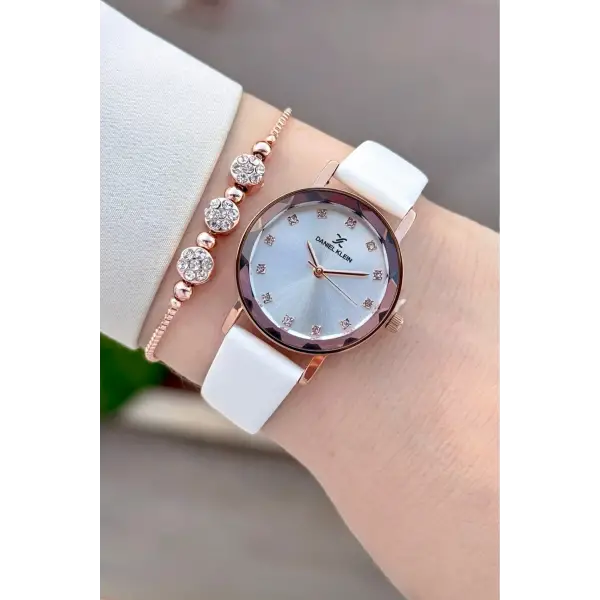 Kasası Rose Kordonu Beyaz Renk 28 Mm Hediye Paketli Kadın Kol Saati