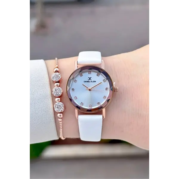 Kasası Rose Kordonu Beyaz Renk 28 Mm Hediye Paketli Kadın Kol Saati