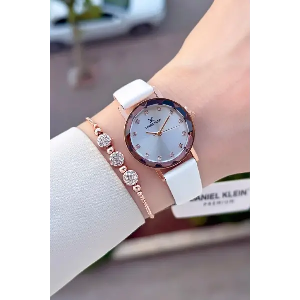 Kasası Rose Kordonu Beyaz Renk 28 Mm Hediye Paketli Kadın Kol Saati