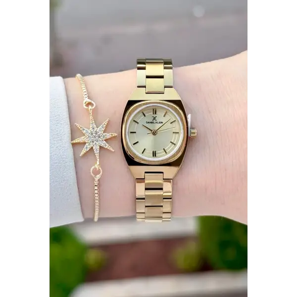 Kadranı Sarı Kordonu Gold Renk Hediye Paketli 22,5 Mm Kadın Kol Saati