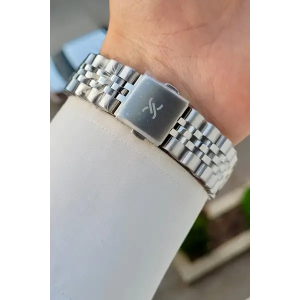 Gümüş Renk 39 Mm Hediye Paketli Erkek Kol Saati