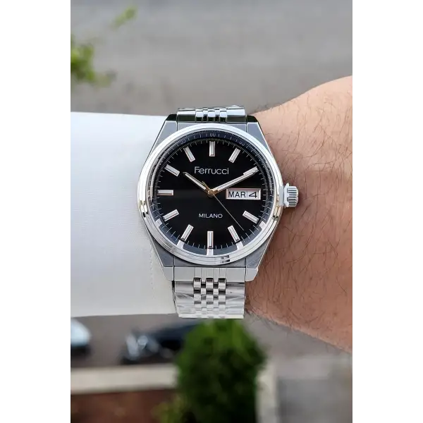 Kadranı Siyah Kordonu Gümüş Renk Hediye Paketli 40 Mm Erkek Kol Saati