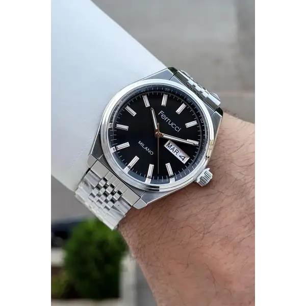 Kadranı Siyah Kordonu Gümüş Renk Hediye Paketli 40 Mm Erkek Kol Saati