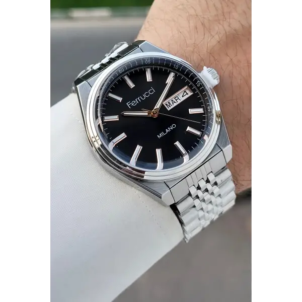 Kadranı Siyah Kordonu Gümüş Renk Hediye Paketli 40 Mm Erkek Kol Saati
