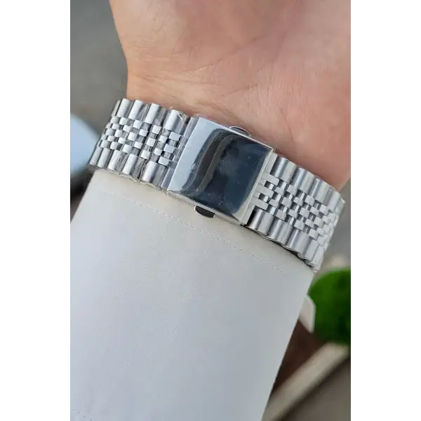 Kadranı Lacivert Kordonu Gümüş Renk Hediye Paketli 40 Mm Erkek Kol Saati