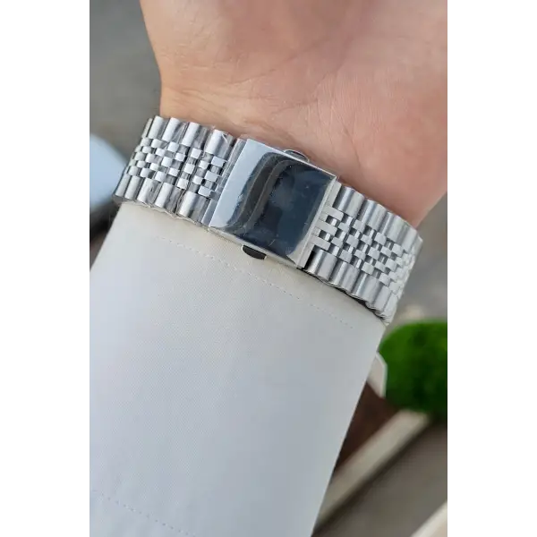 Gümüş Renk Hediye Paketli 40 Mm Erkek Kol Saati