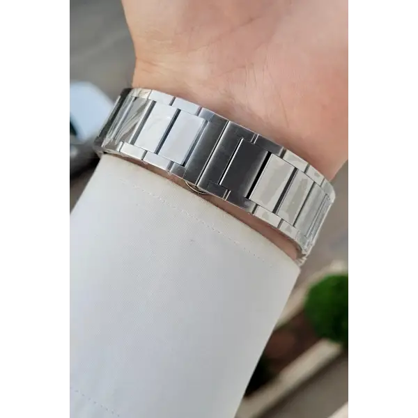 Kadranı Lacivert Kordonu Gümüş Renk Hediye Paketli 44 Mm Erkek Kol Saati