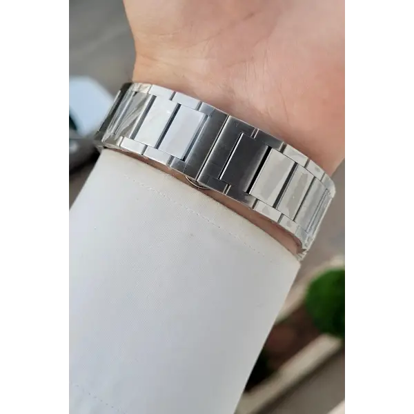 Kadranı Yeşil Kordonu Gümüş Renk Hediye Paketli 44 Mm Erkek Kol Saati