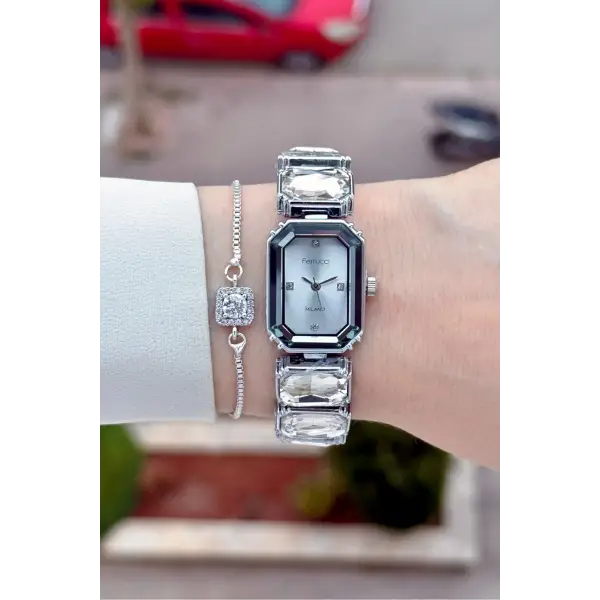 Gümüş Renk Hediye Paketli 20 Mm 5 ATM Kadın Kol Saati