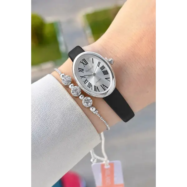 Kasası Gümüş Kordonu Siyah Renk Hediye Paketli 22 Mm 5 ATM Kadın Kol Saati