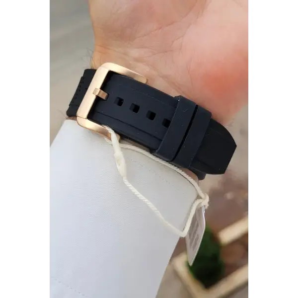 41 Mm Kasası Rose Kordonu Siyah Renk İç Göstergeleri Aktif Erkek Kol Saati