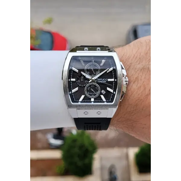 41 Mm Kasası Gümüş Kordonu Siyah Renk İç Göstergeleri Aktif Erkek Kol Saati