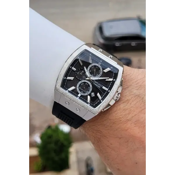 41 Mm Kasası Gümüş Kordonu Siyah Renk İç Göstergeleri Aktif Erkek Kol Saati