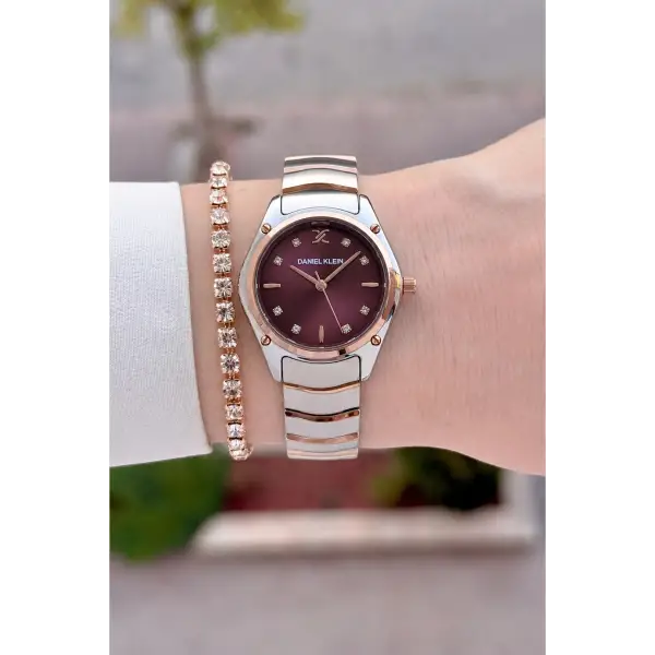Kadranı Bordo Kordonu Rose Gümüş Renk 30 mm Hediye Paketli Kadın Kol Saati
