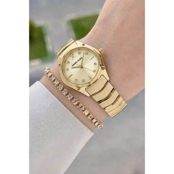 Kadranı Sarı Kordonu Gold Renk 30 mm Hediye Paketli Kadın Kol Saati