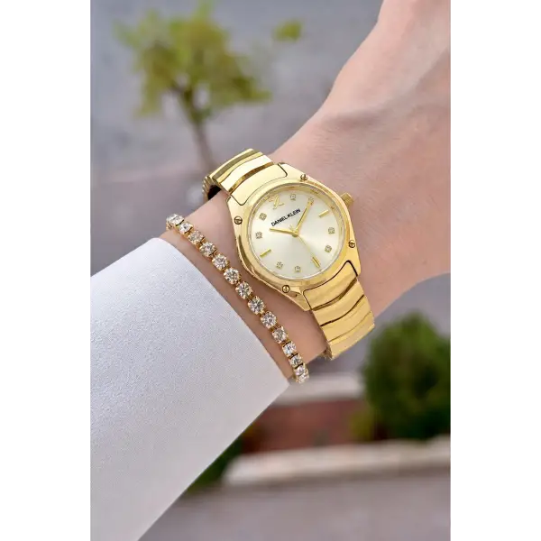 Kadranı Sarı Kordonu Gold Renk 30 mm Hediye Paketli Kadın Kol Saati
