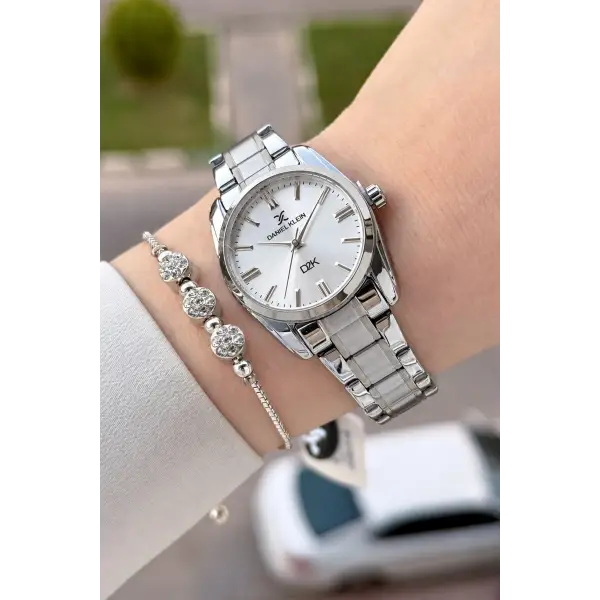 Gümüş Renk 30 Mm Hediye Paketli Kadın Kol Saati