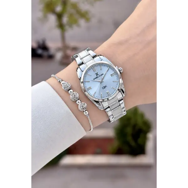 Kadranı Mavi Kordonu Gümüş Renk 30 Mm Hediye Paketli Kadın Kol Saati