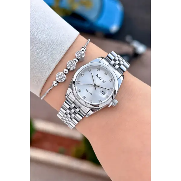 Gümüş Renk 28 Mm Hediye Paketli Kadın Kol Saati