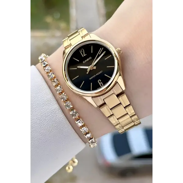 Casio CSISTE139 Kadranı Siyah Kordonu Gold Renk Kadın Kol Saati