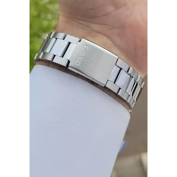 Casio CSISTE4 Rakamları Gümüş Renk Hediye Paketli Erkek Kol Saati