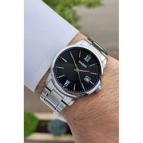 Casio CSISTE6 Kadranı Siyah Kordonu Gümüş Renk Hediye Paketli Erkek Kol Saati