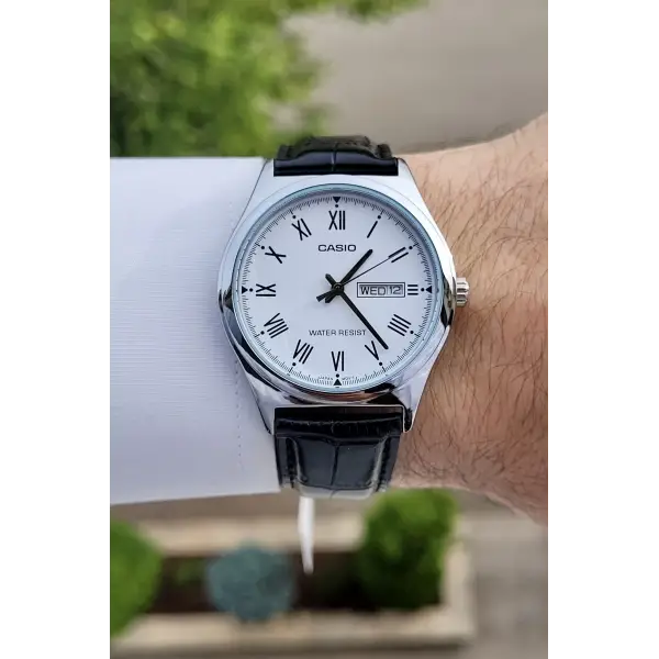 Casio CSISTE9 Kadranı Beyaz Kordonu Siyah Renk Hediye Paketli Erkek Kol Saati