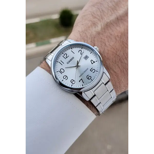 Casio CSISTE204 Gümüş Renk Takvimli Hediye Paketli Erkek Kol Saati