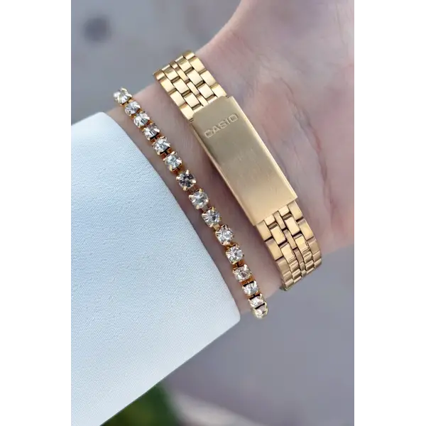 Casio CSISTE208 Casio Kadranı Beyaz Kordonu Gold Renk Kadın Kol Saati