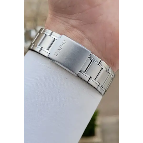 Casio CSISTE205 Kadranı Siyah Kordonu Gümüş Renk Takvimli Hediye Paketli Erkek Kol Saati