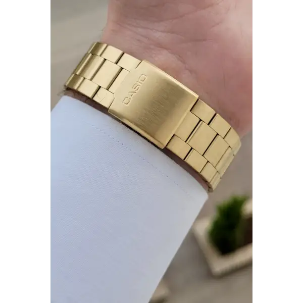 Casio Kadranı Yeşil Kordonu Gold Renk Erkek Kol Saati