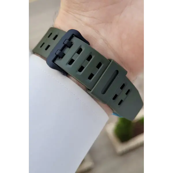 Casio Silikon Kordon 100 M Su Geçirmez Erkek Kol Saati 2 Yıl Garantili