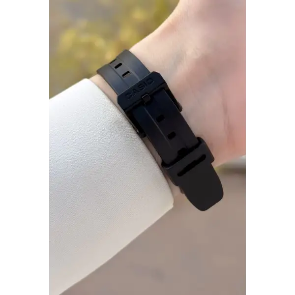 Casio Siyah Renk Silikon Kordon Çocuk Kol Saati