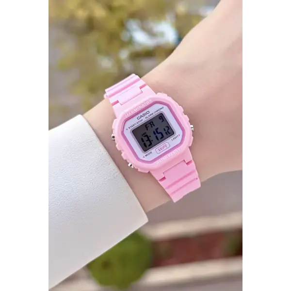 Casio CSISTE242 Casio Pembe Renk Silikon Kordon Çocuk Kol Saati