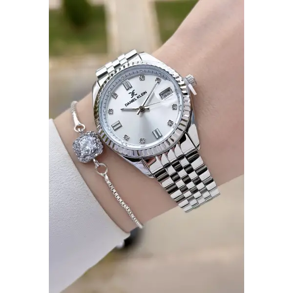 Daniel Klein DKISTE1407 Gümüş Renk Hediye Paketli Kadın Kol Saati + Bileklik