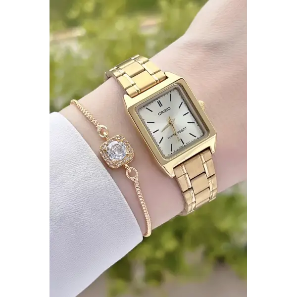 Casio CSISTE38 Gold Renk Hediye Paketli Kadın Kol Saati