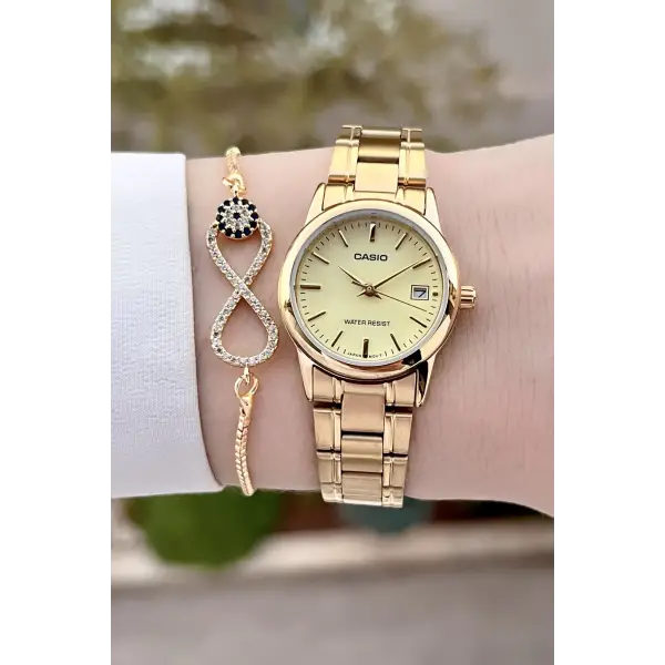 Casio CSISTE145 Gold Renk Takvimli Kadın Kol Saati