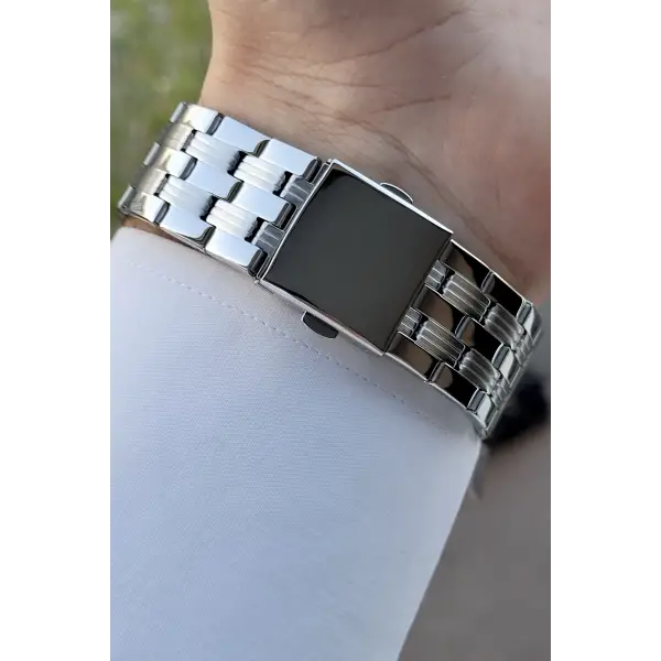 Ferrucci FCISTE227 Gümüş Lacivert Renk İç Göstergeleri Aktif Erkek Kol Saati