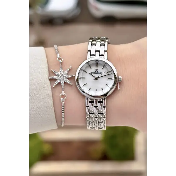 Gümüş Renk 25 Mm Hediye Paketli Kadın Kol Saati