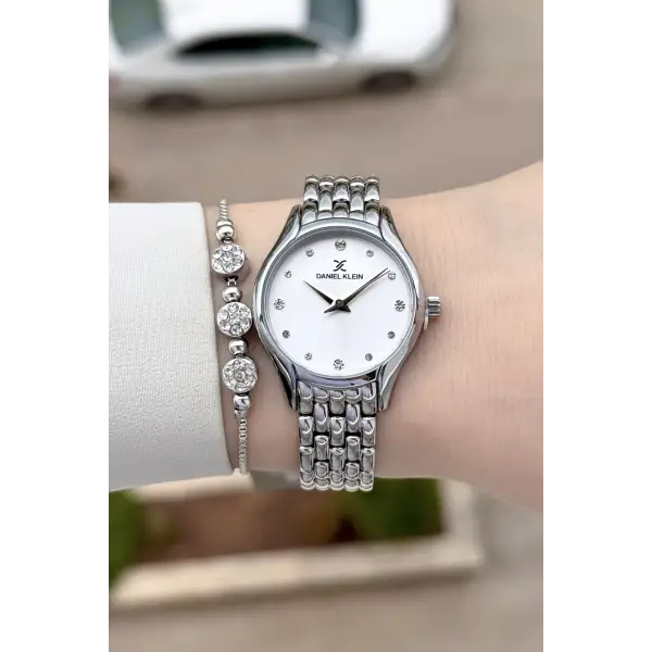 Gümüş Renk 30 mm Hediye Paketli Kadın Kol Saati