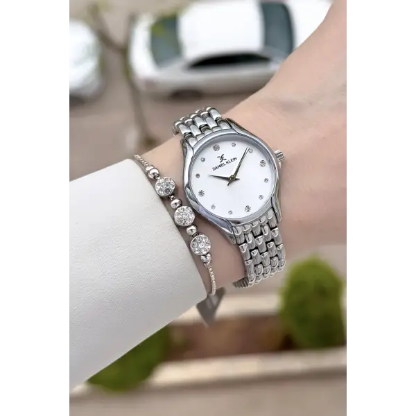 Gümüş Renk 30 mm Hediye Paketli Kadın Kol Saati