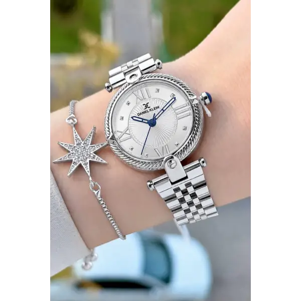 Gümüş Renk 32 Mm Kadın Kol Saati ve Bileklik